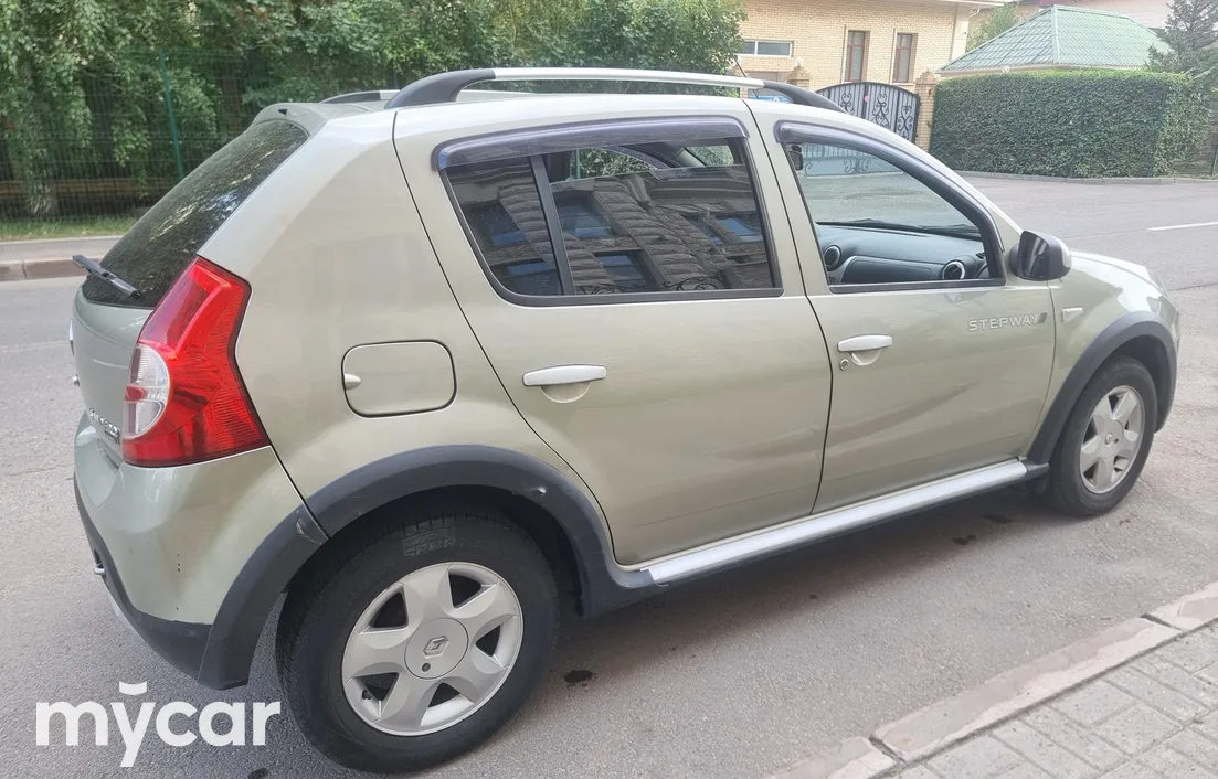 Renault Sandero 2014