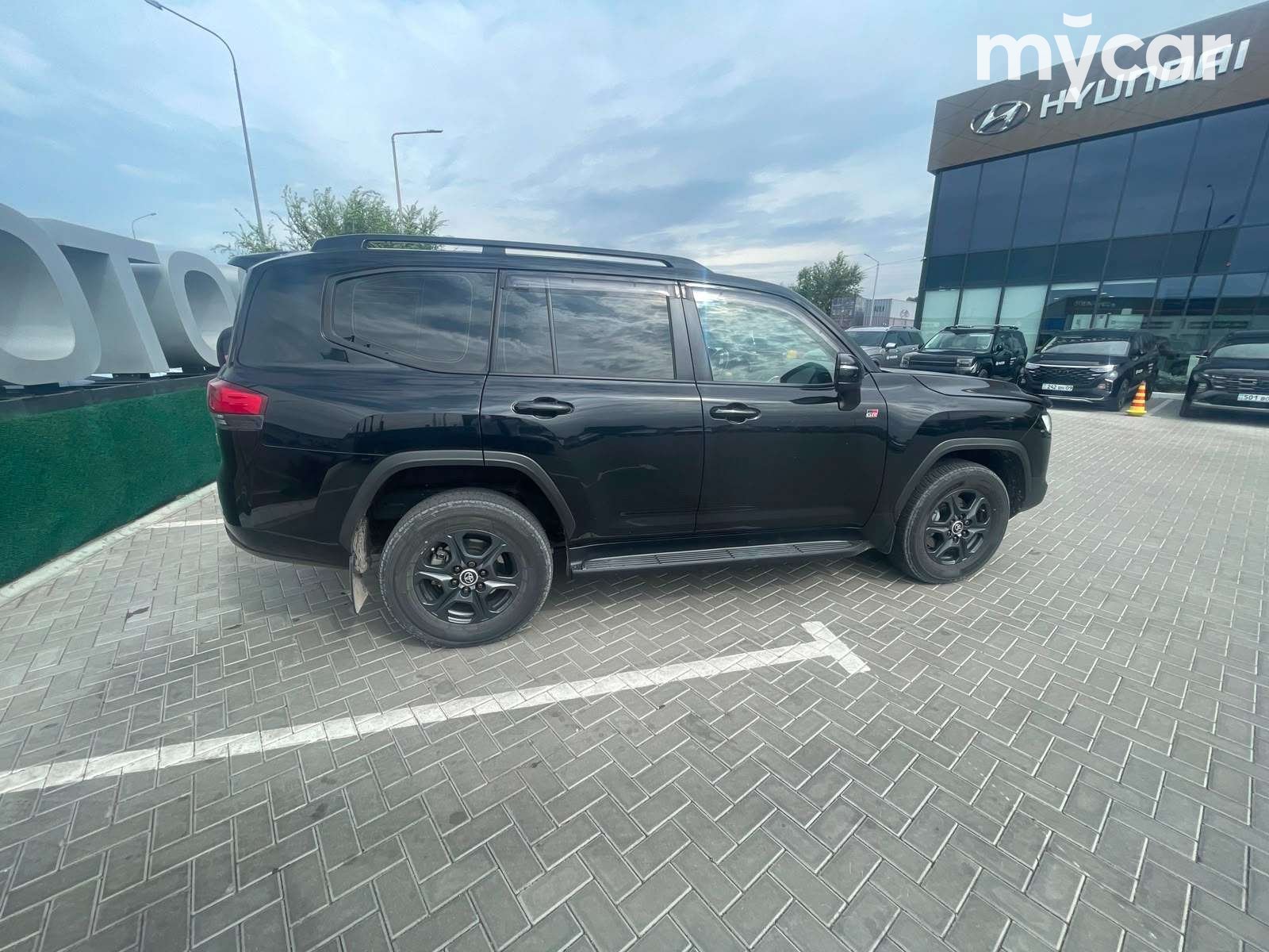Toyota Land Cruiser 2024