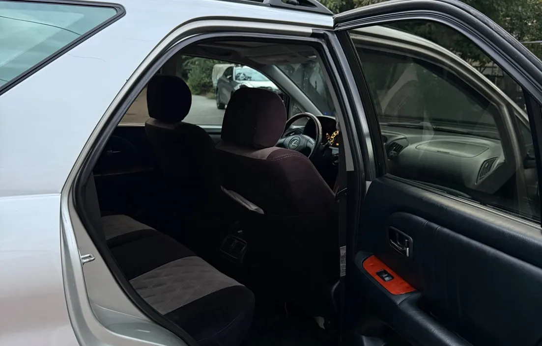 Lexus RX 2001