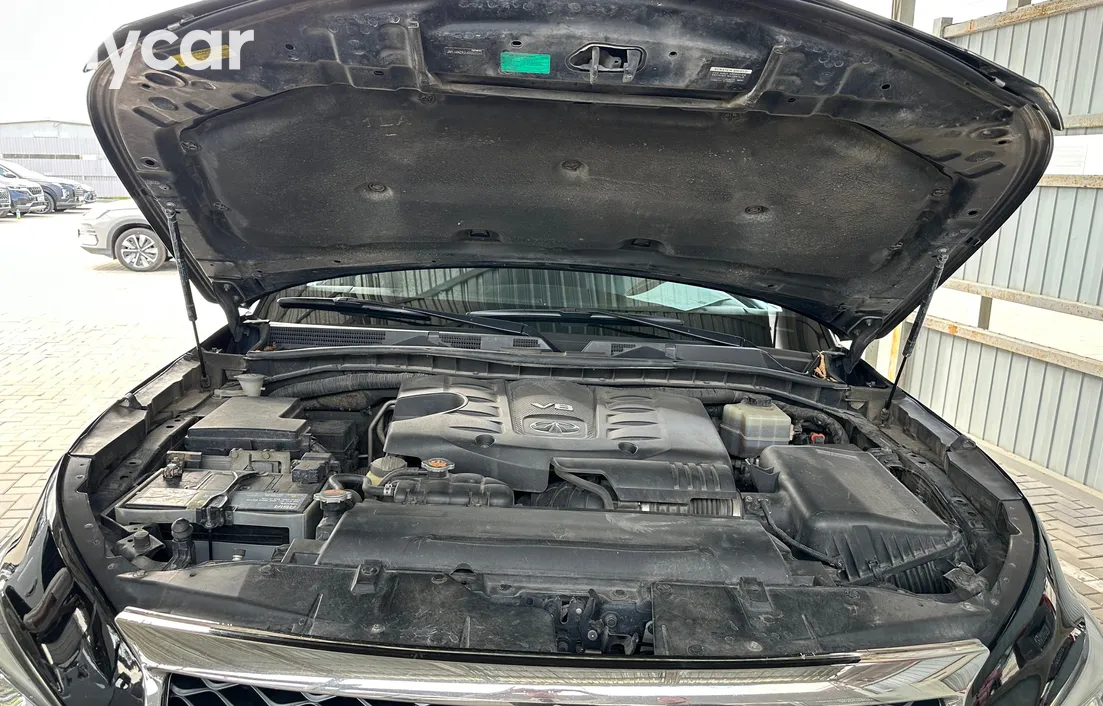 Infiniti QX80 2014
