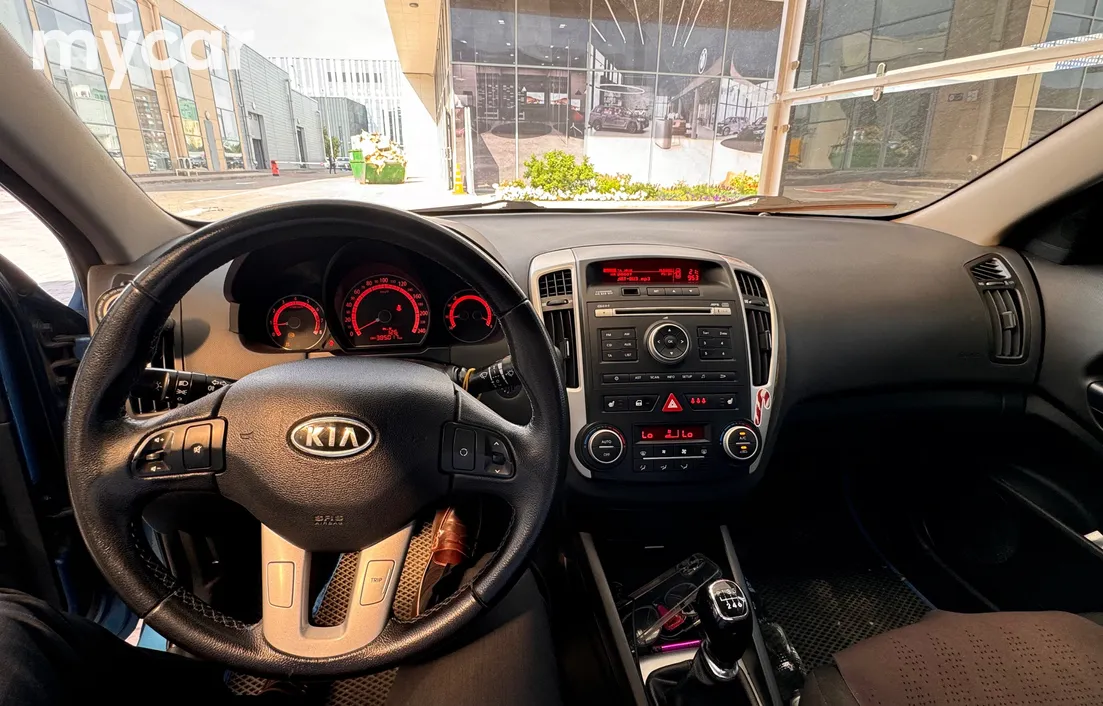 Kia Ceed 2010