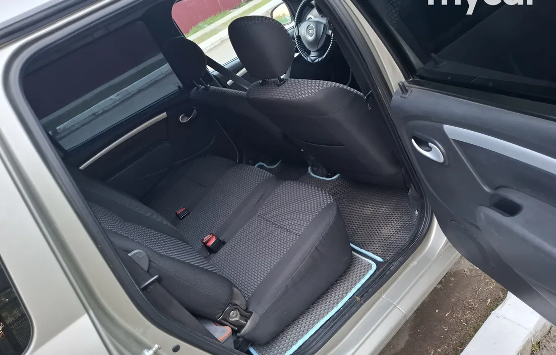 LADA Largus 2014
