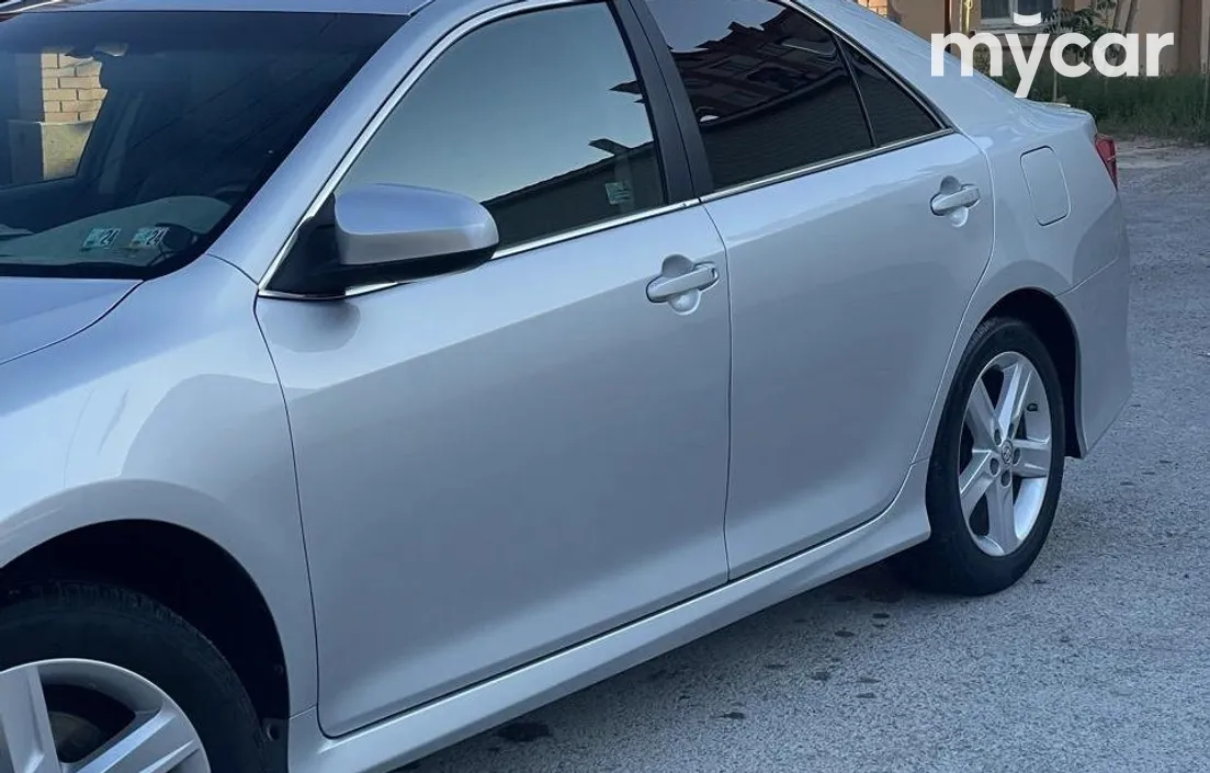 Toyota Camry 2014