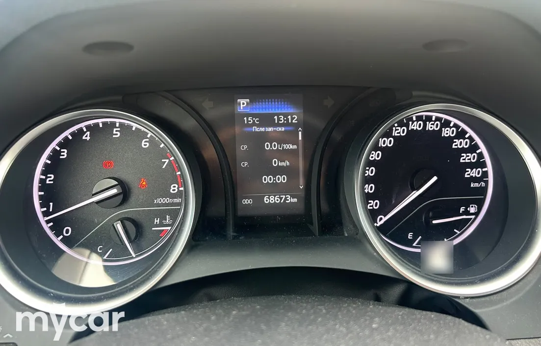 Toyota Camry 2021