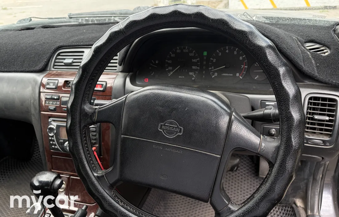 Nissan Cefiro 1996