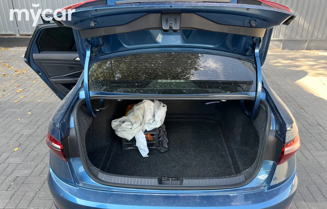 Volkswagen Jetta 2020