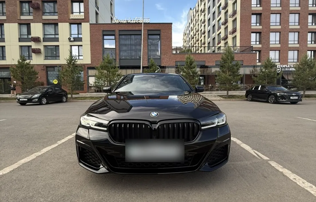 BMW 5 серия 2022