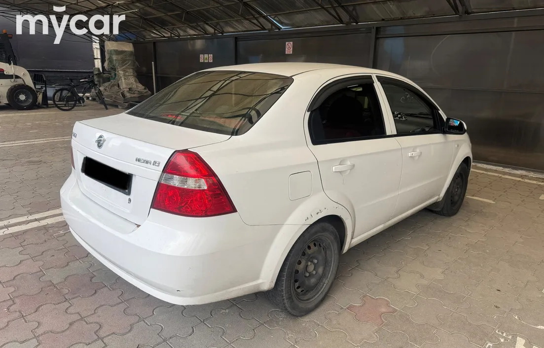 Ravon Nexia R3 2016