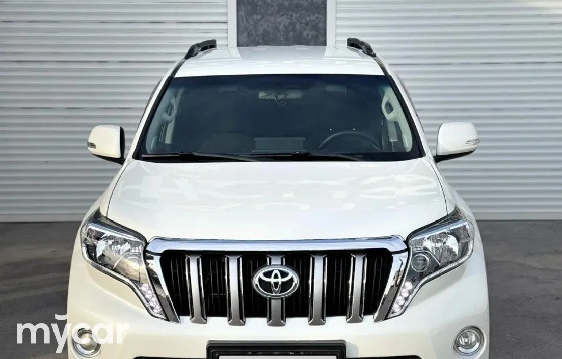 Toyota Land Cruiser Prado 2014