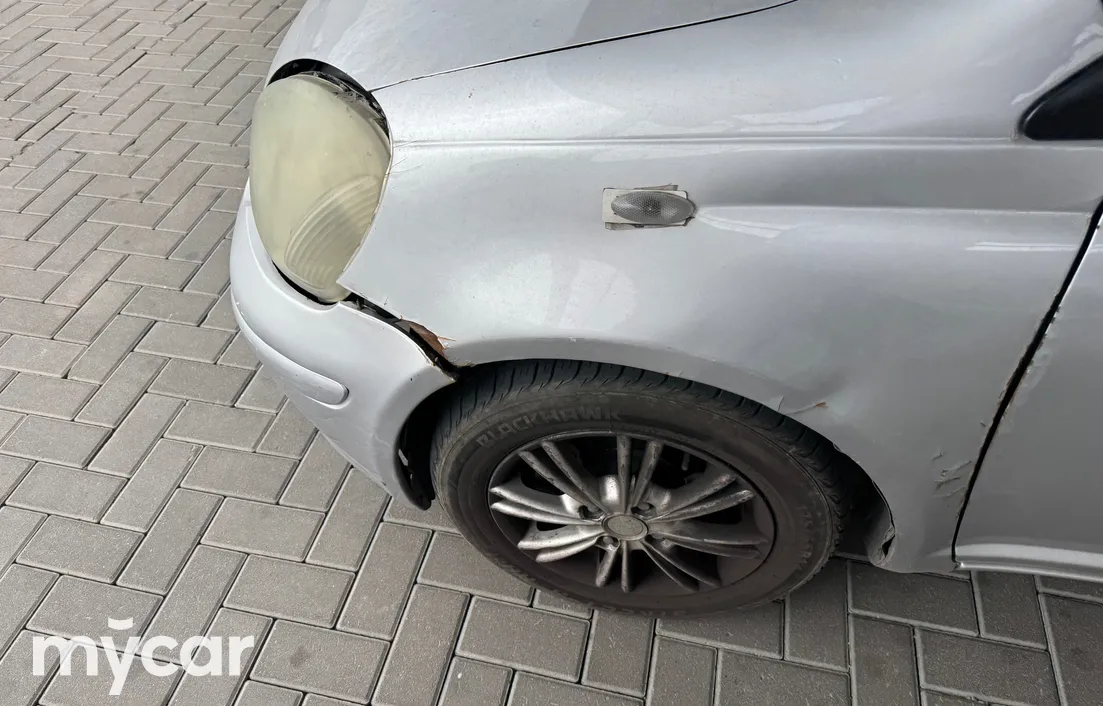 Toyota Yaris 2004