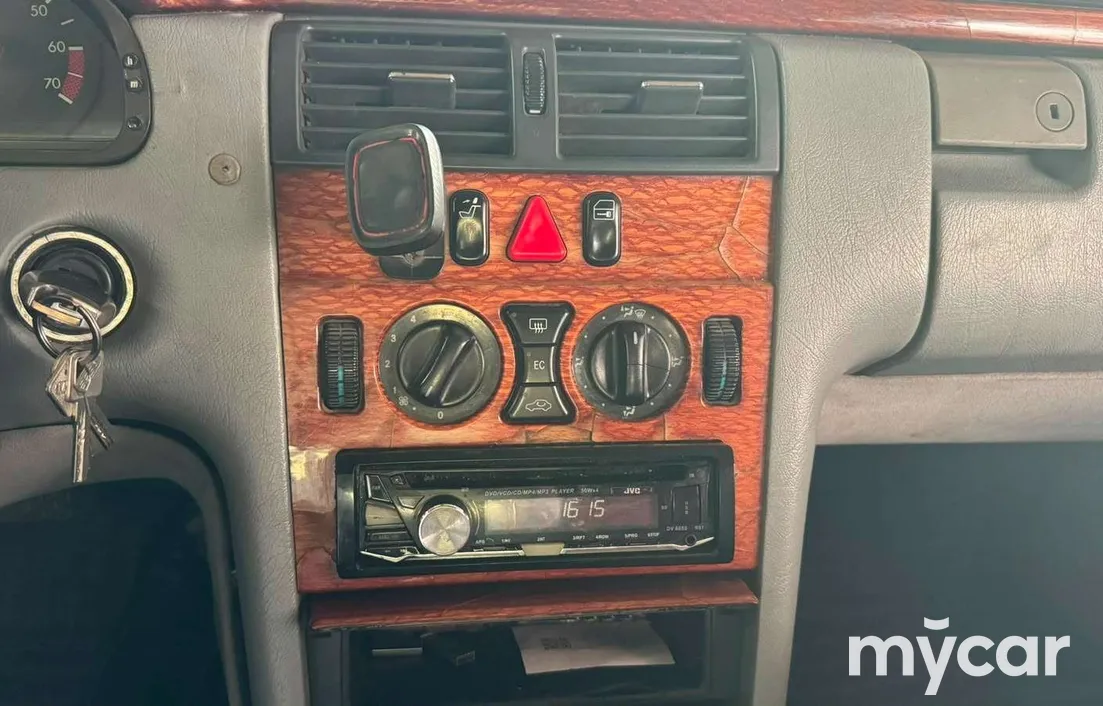 Mercedes-Benz E-Класс 1997