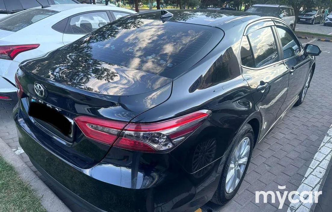 Toyota Camry 2018