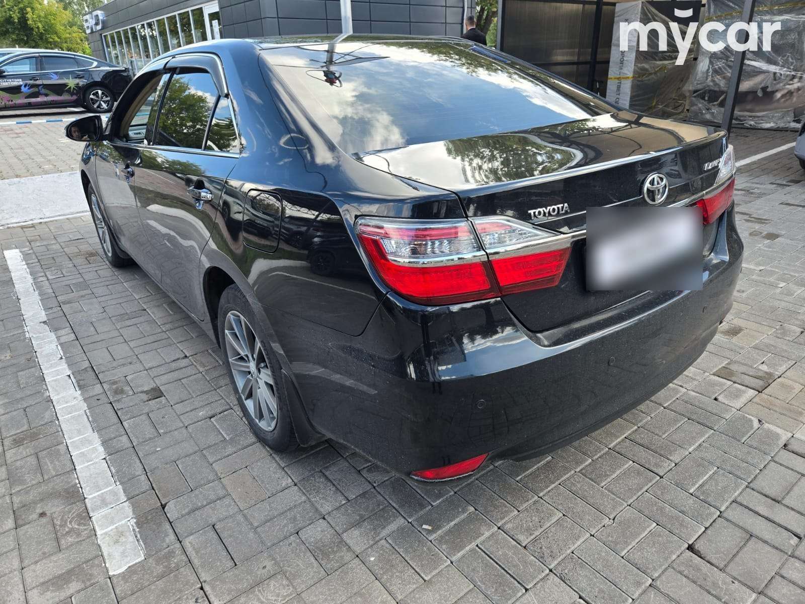 Toyota Camry 2015