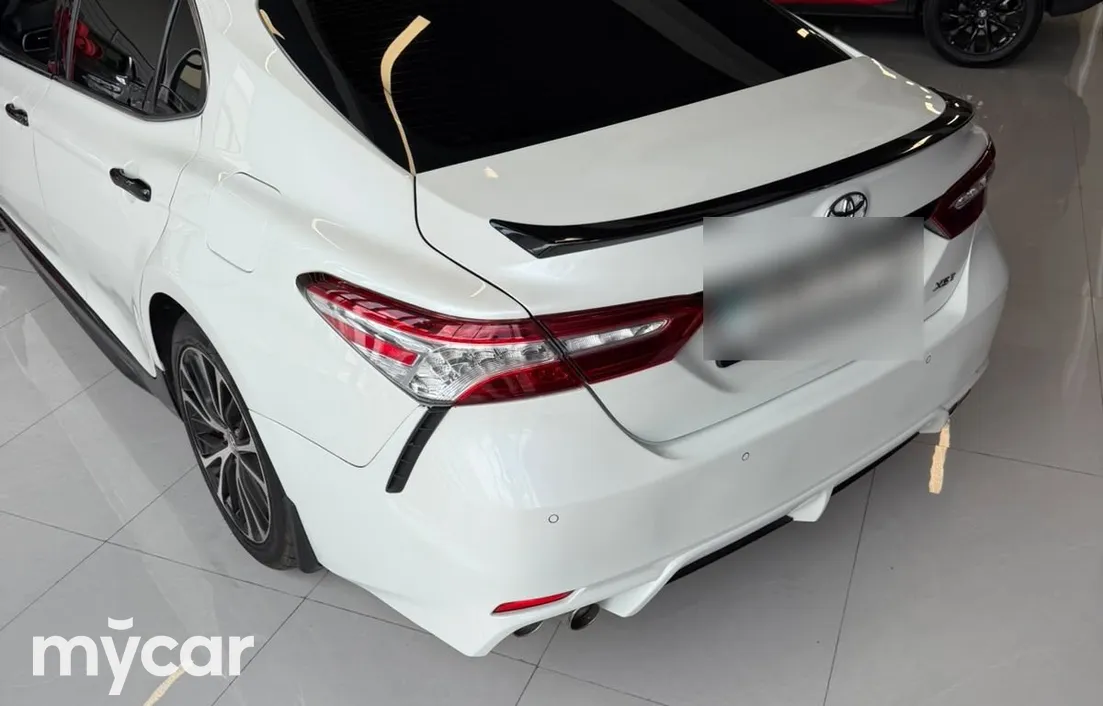 Toyota Camry 2019