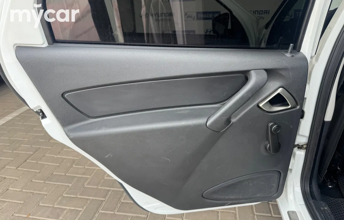 LADA Granta 2023