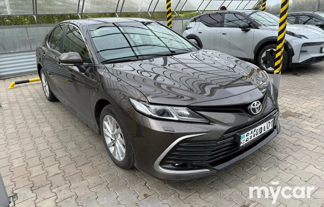 Toyota Camry 2023