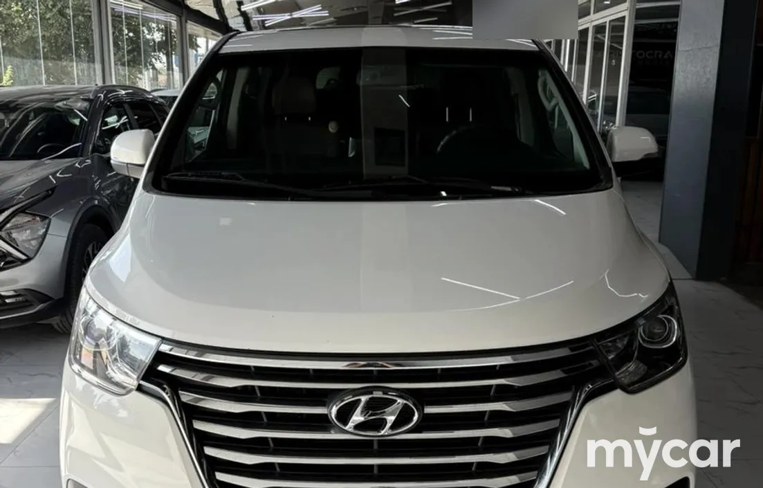 Hyundai Starex 2020