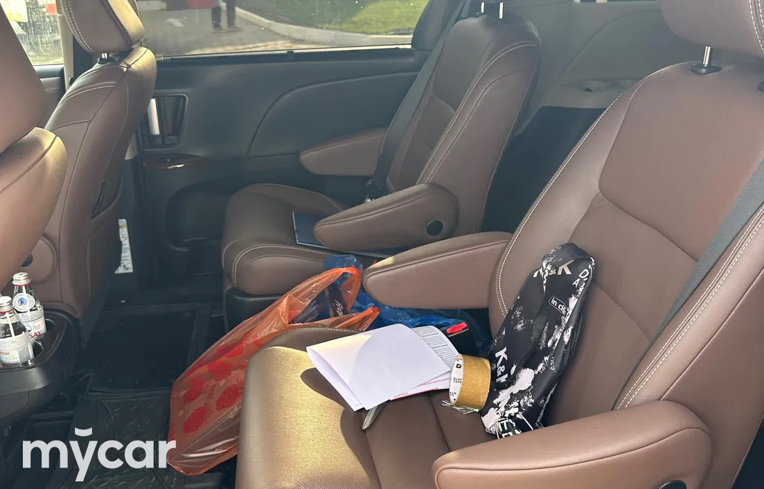 Toyota Sienna 2020