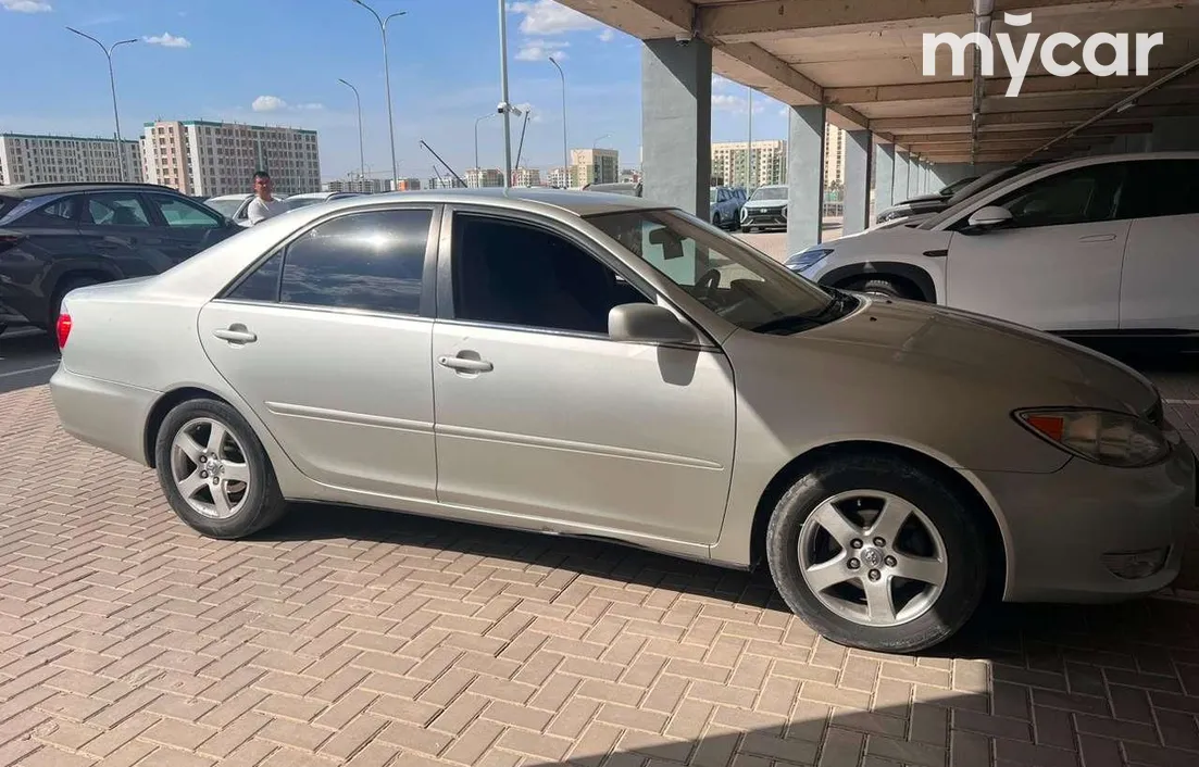 Toyota Camry 2004