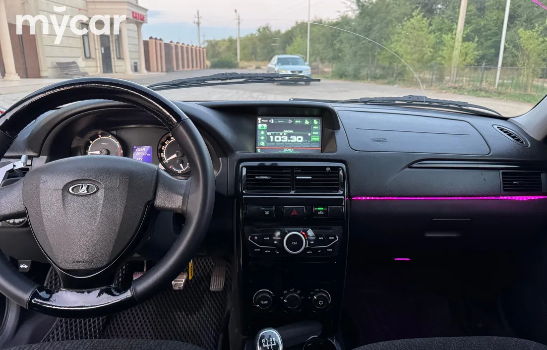 LADA Priora 2014