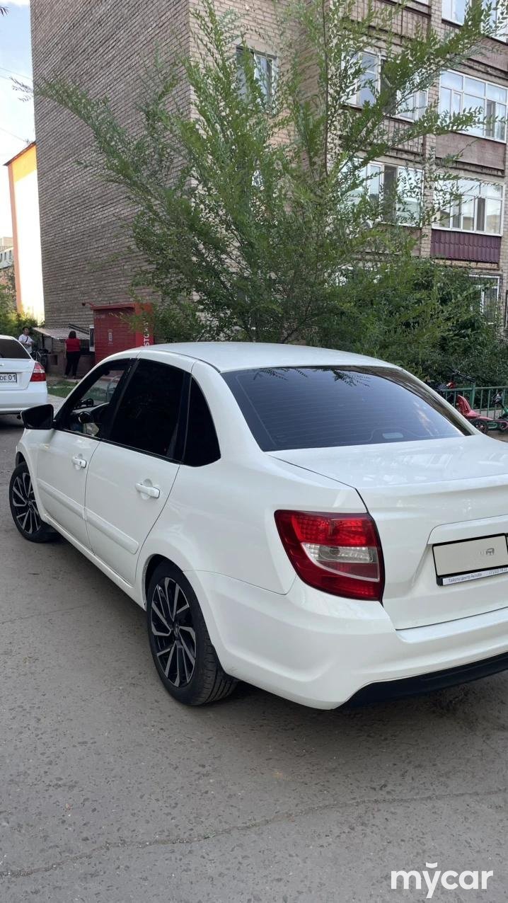 LADA Granta 2019