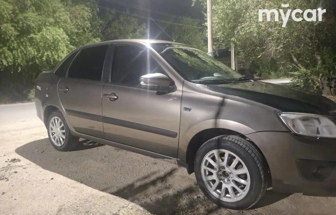 LADA Granta 2018