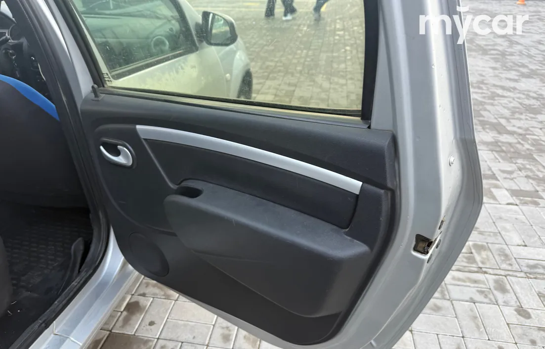 LADA Largus 2014