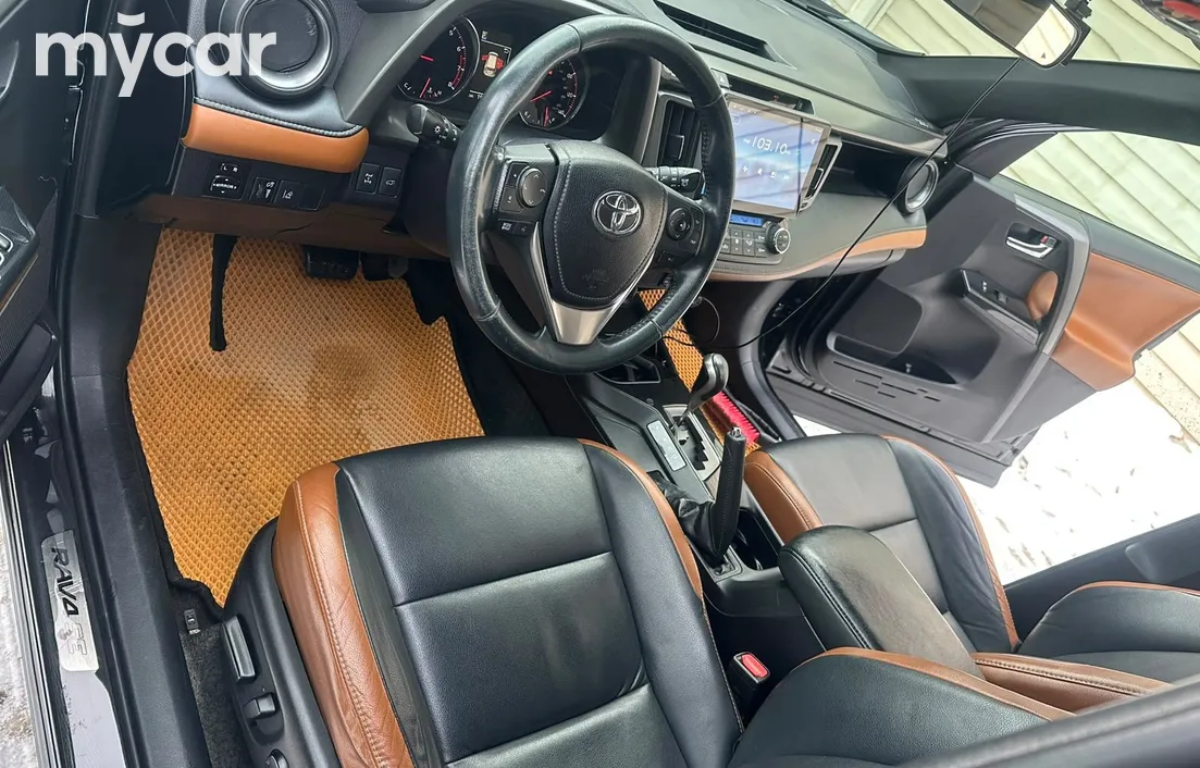 Toyota RAV4 2016