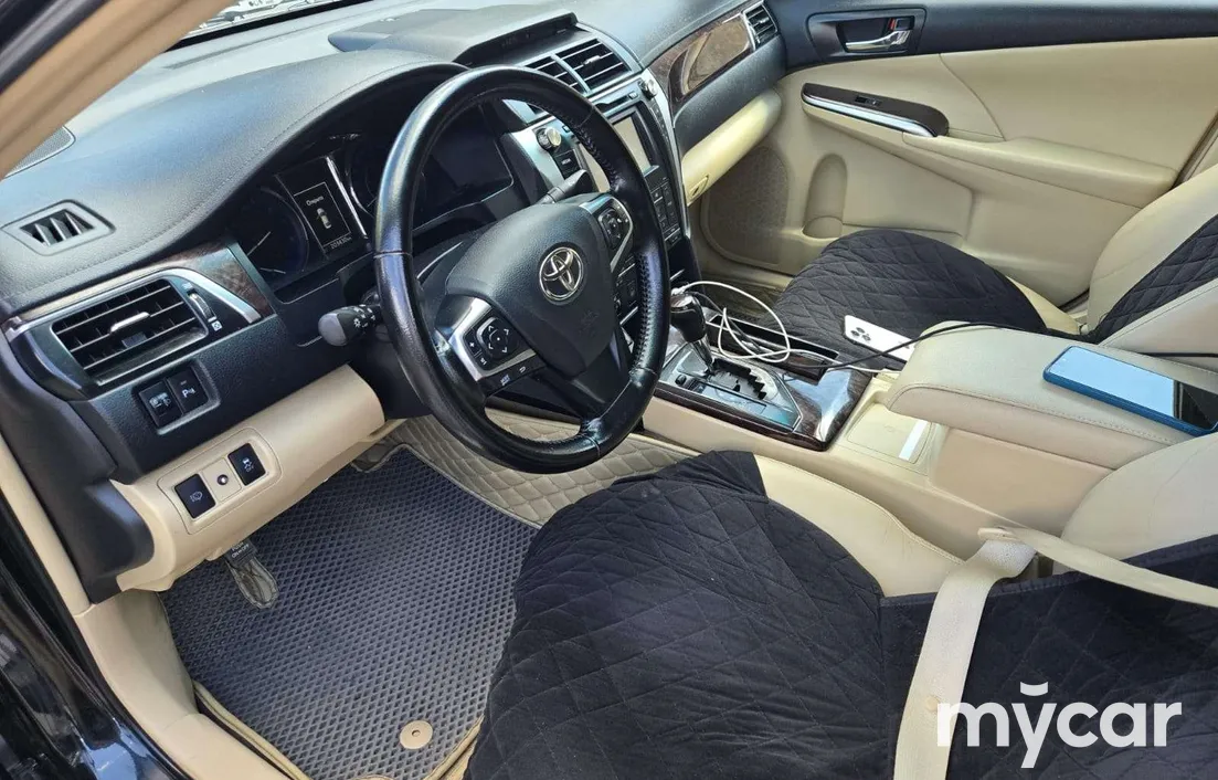 Toyota Camry 2015