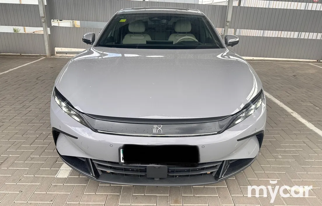 BYD Han 2025