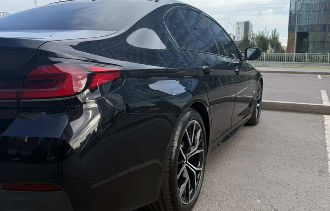 BMW 5 серия 2022
