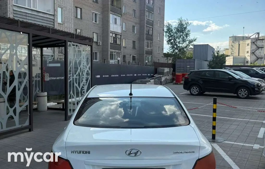 Hyundai Solaris 2013