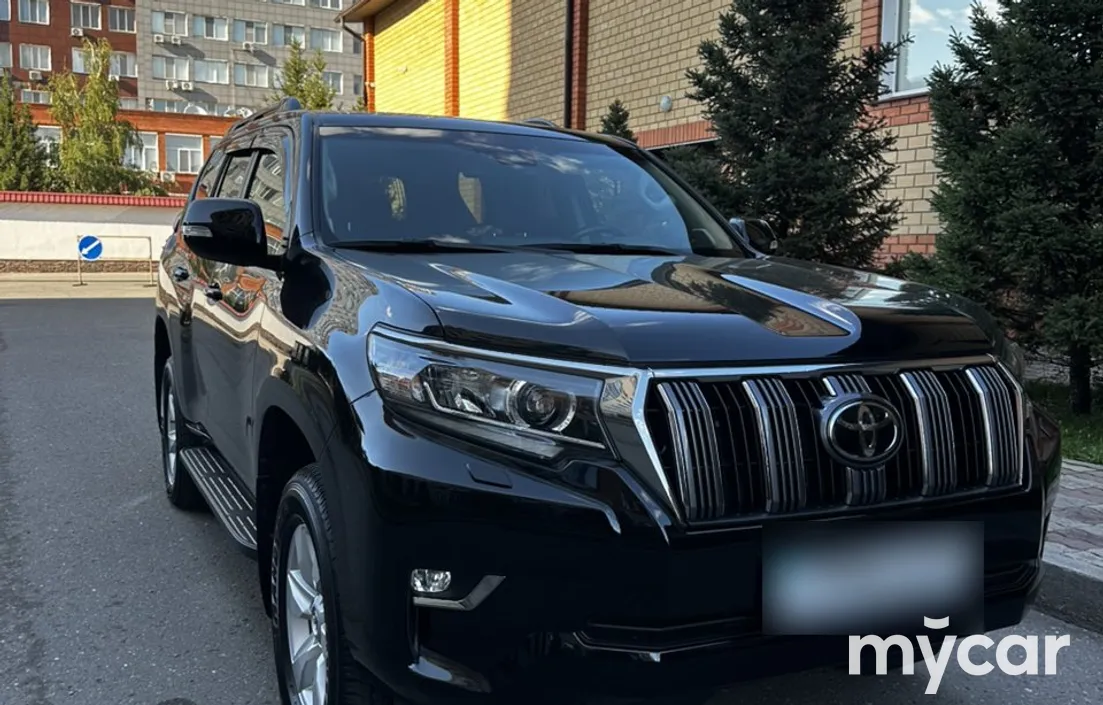 Toyota Land Cruiser Prado 2023