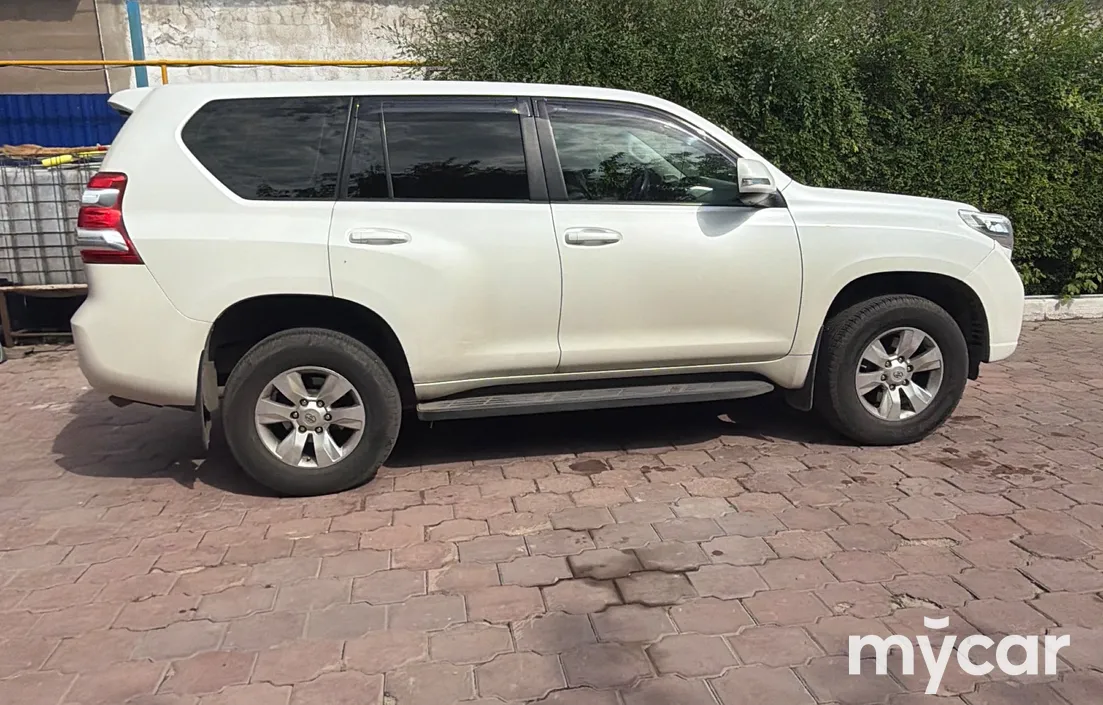 Toyota Land Cruiser Prado 2016
