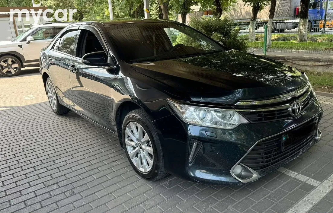 Toyota Camry 2015