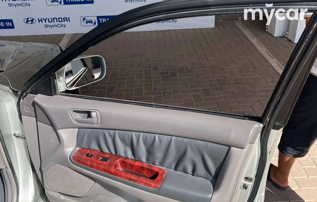Toyota Camry 2004