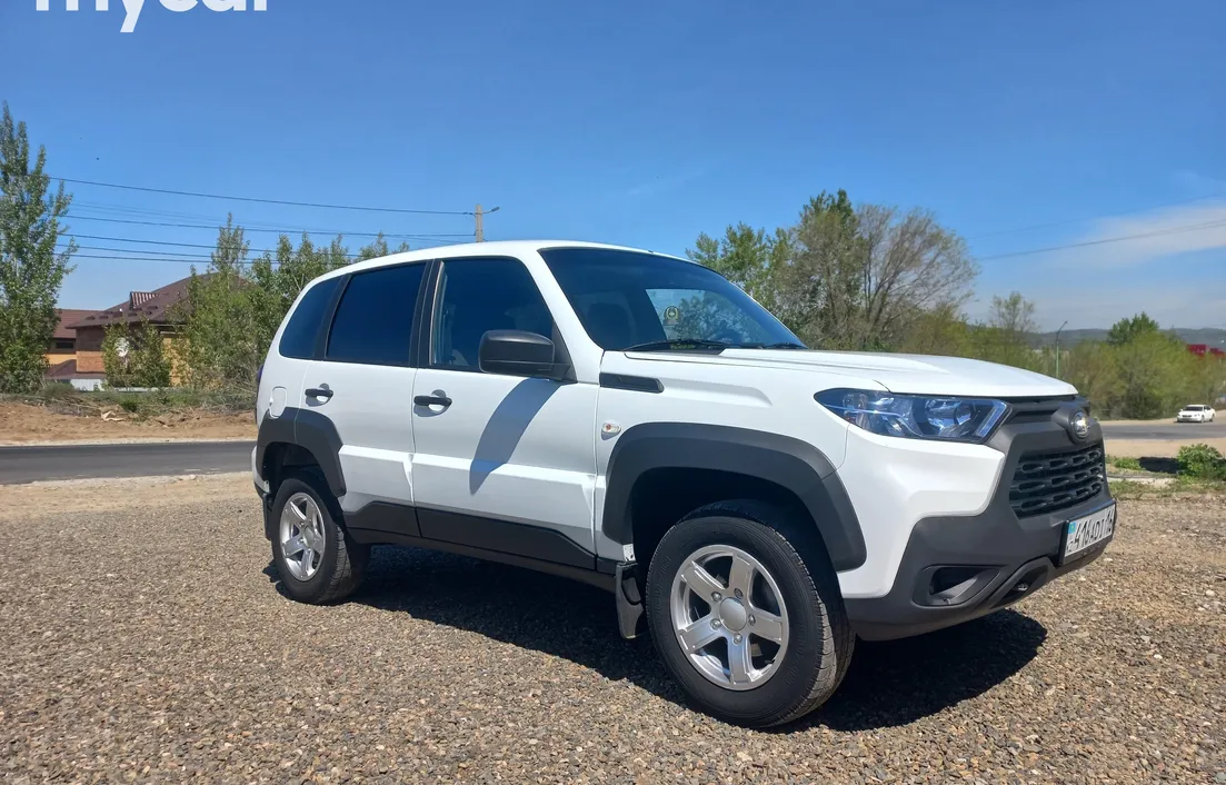 LADA Niva Travel 2022
