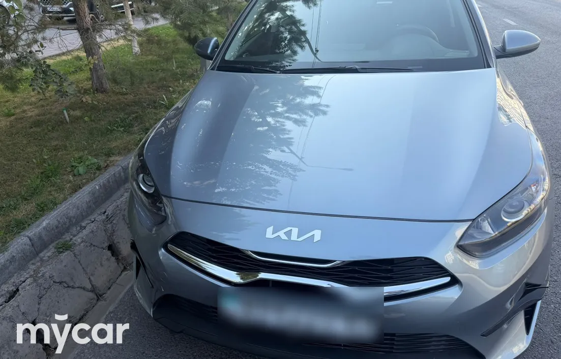 Kia Ceed 2025