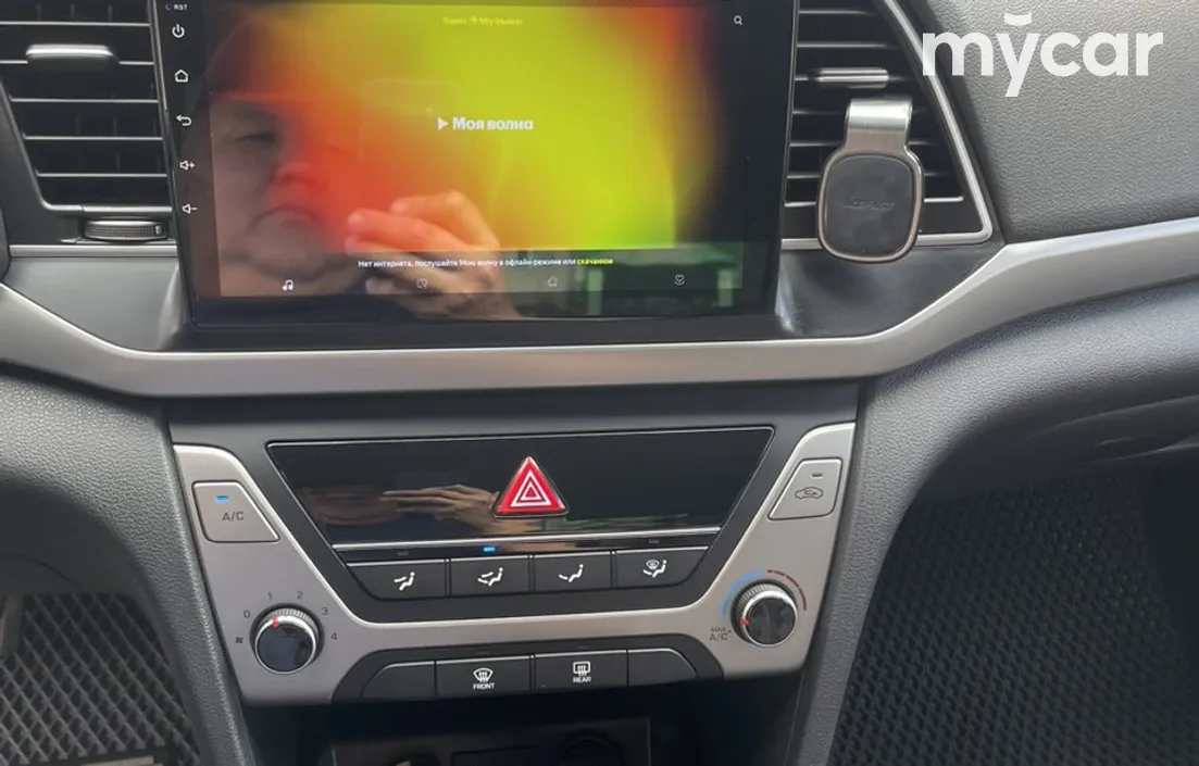 Hyundai Elantra 2018
