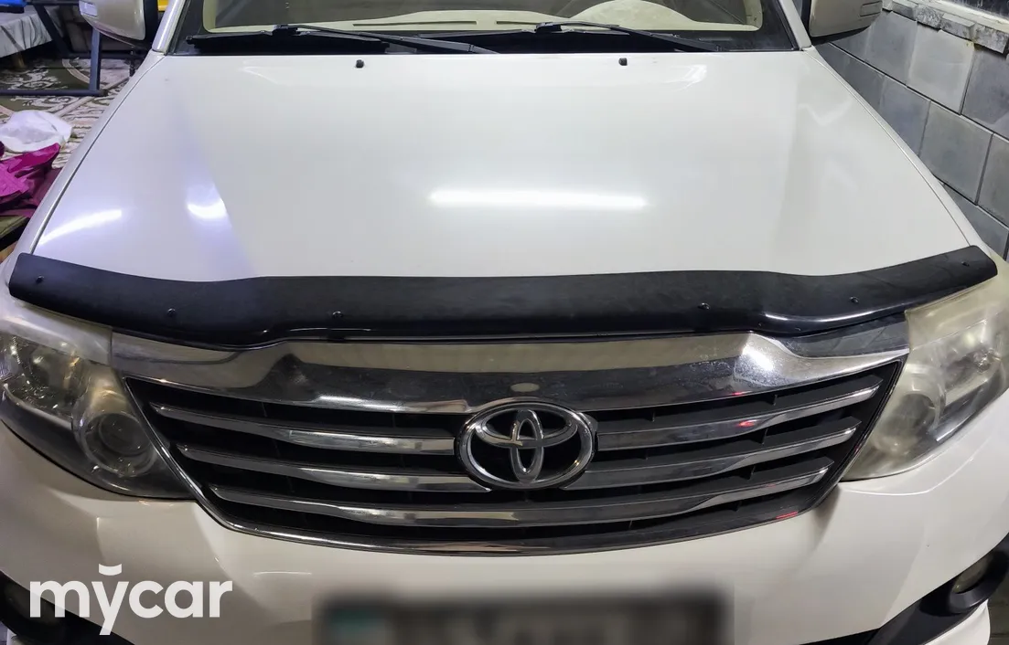 Toyota Fortuner 2013