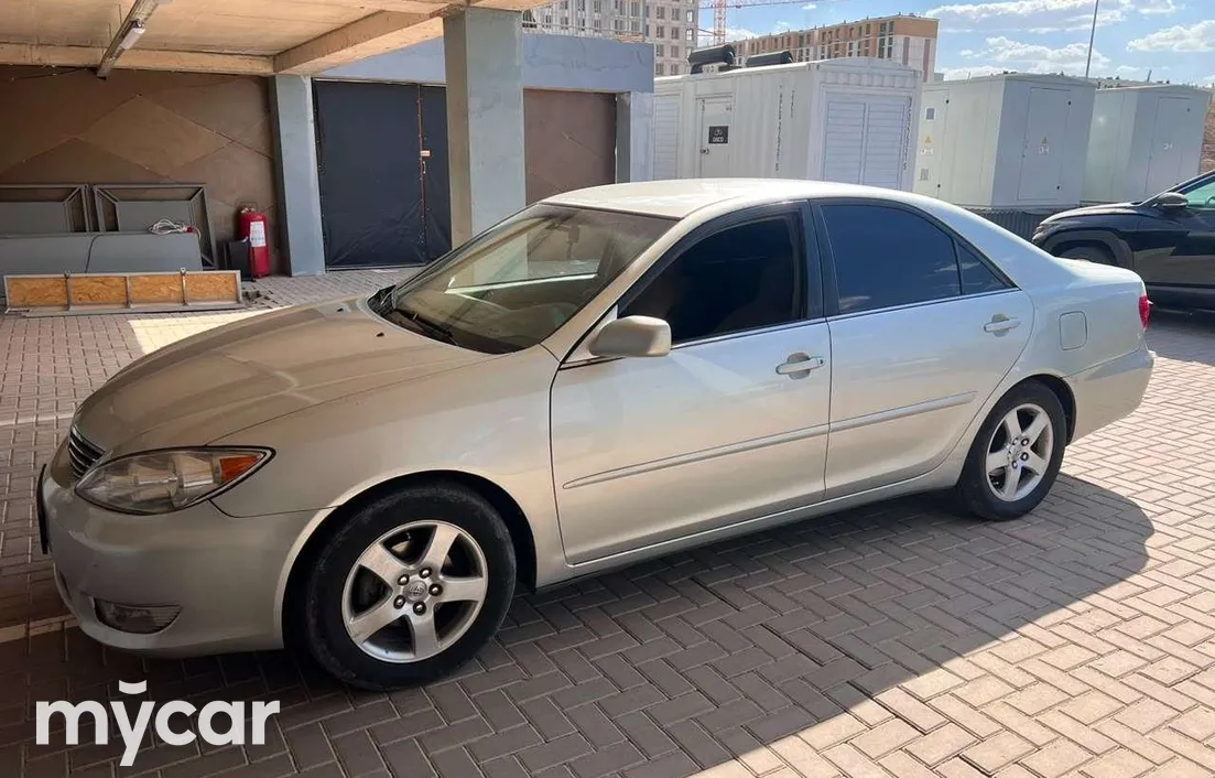 Toyota Camry 2004