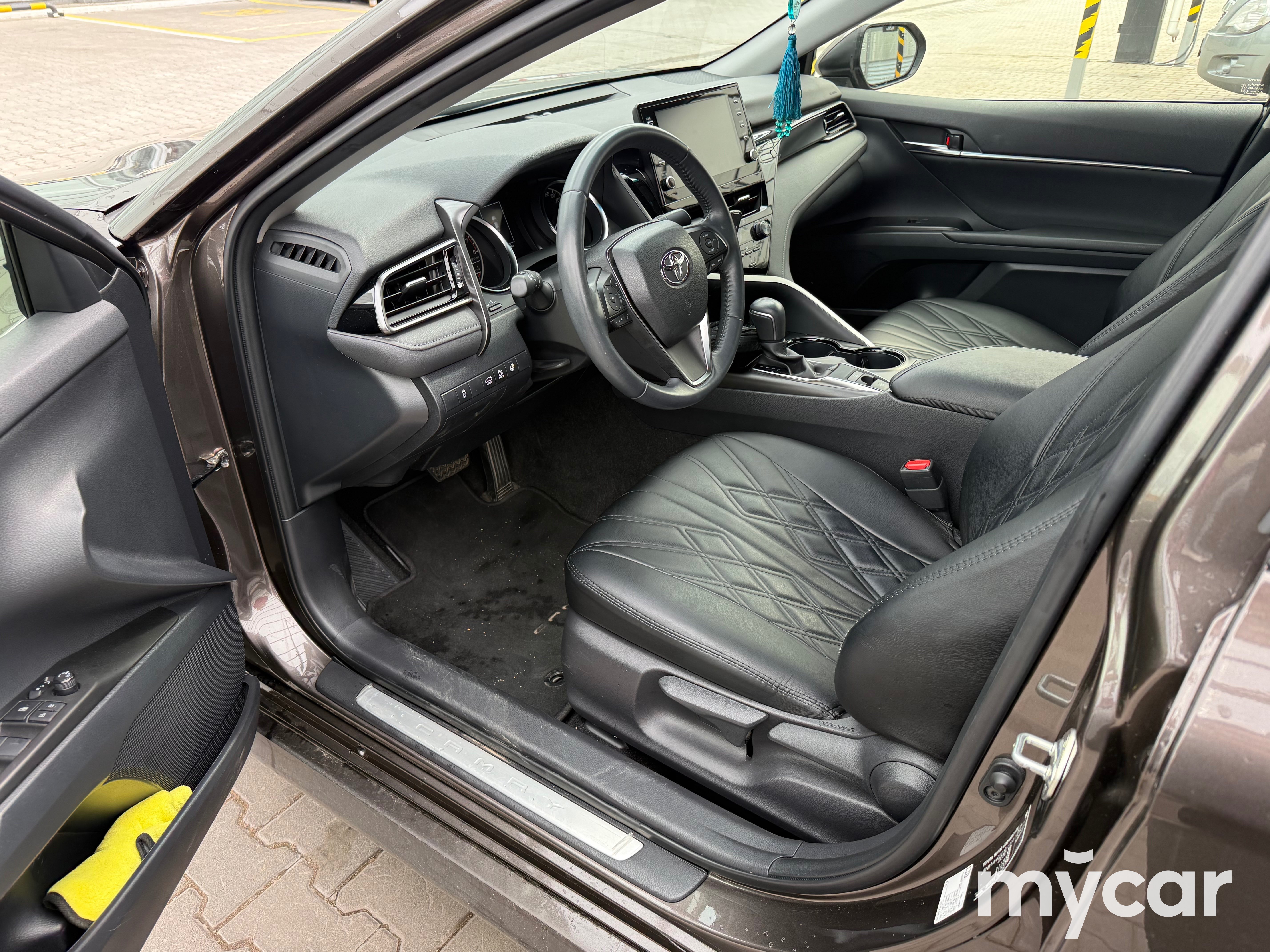 Toyota Camry 2023
