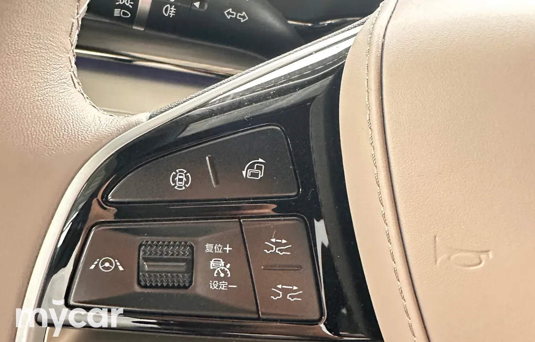 BYD Han 2025