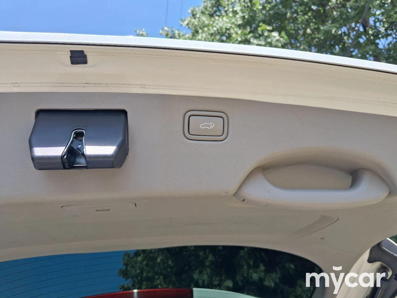 Kia Carnival 2016