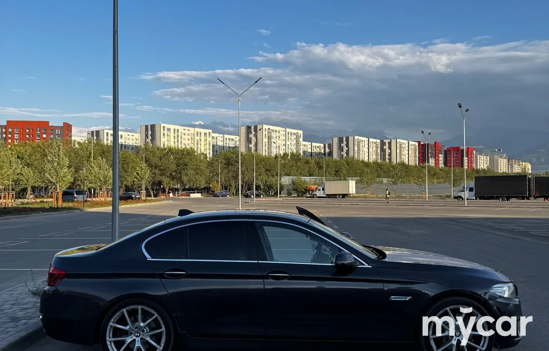 BMW 5 серия 2015
