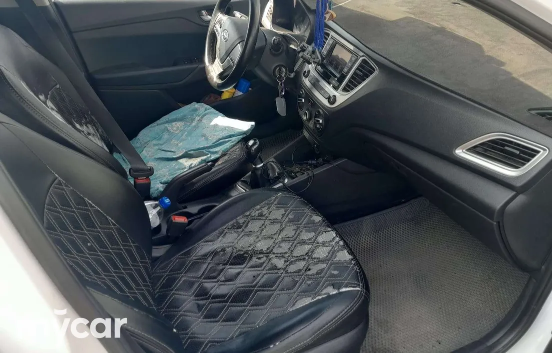 Hyundai Accent 2021