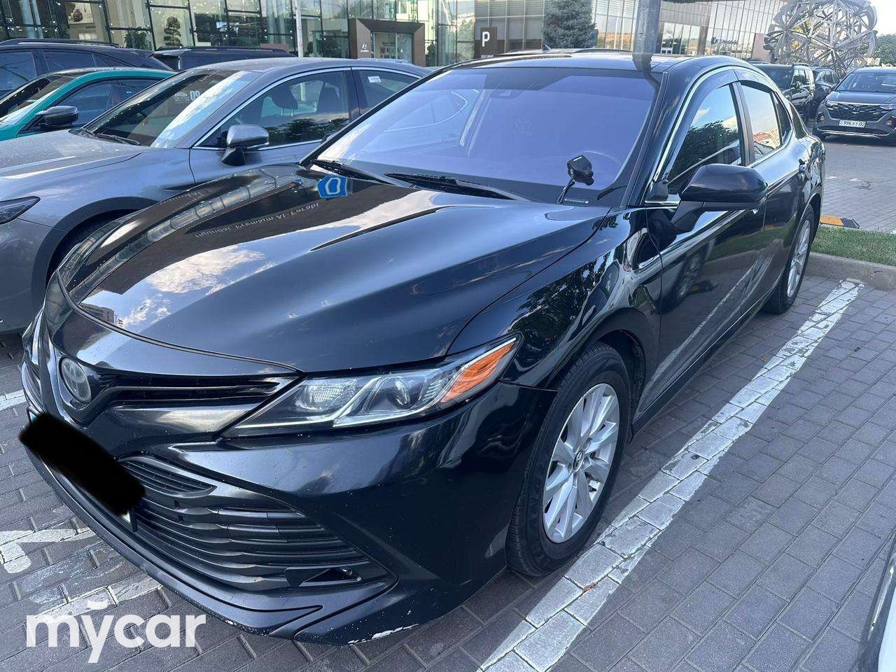 Toyota Camry 2018