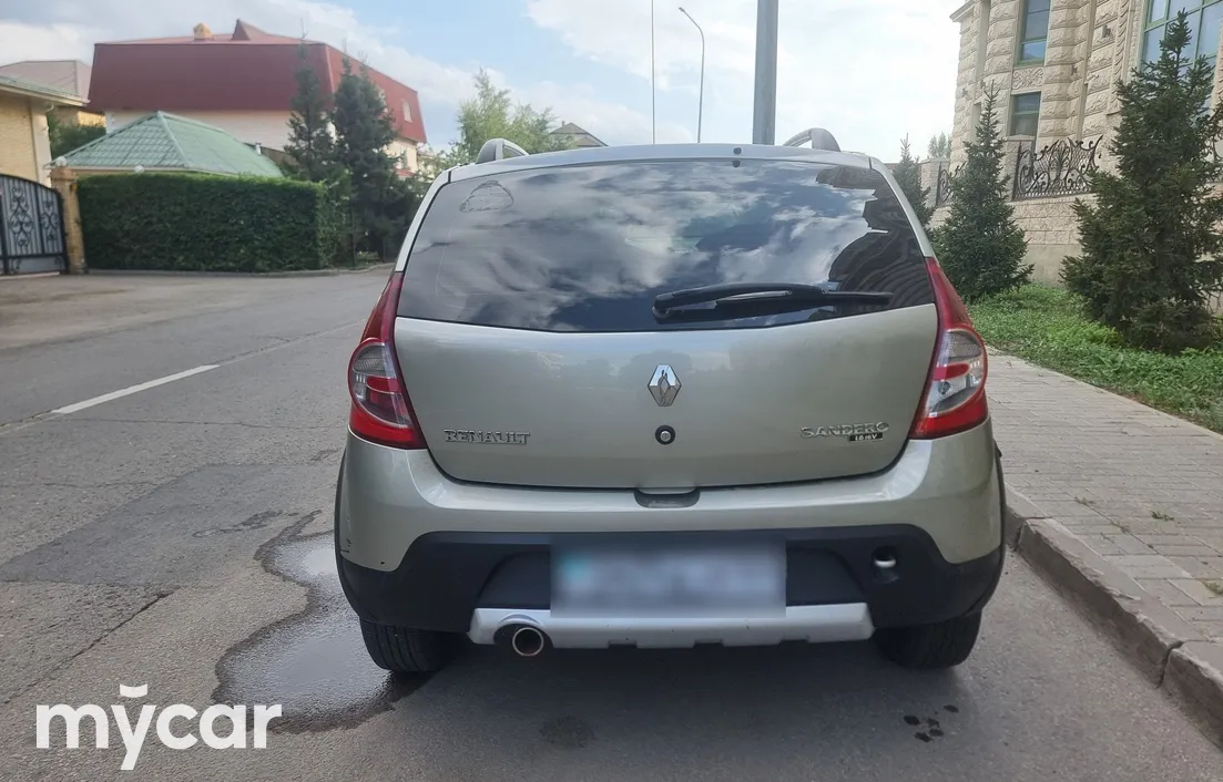 Renault Sandero 2014