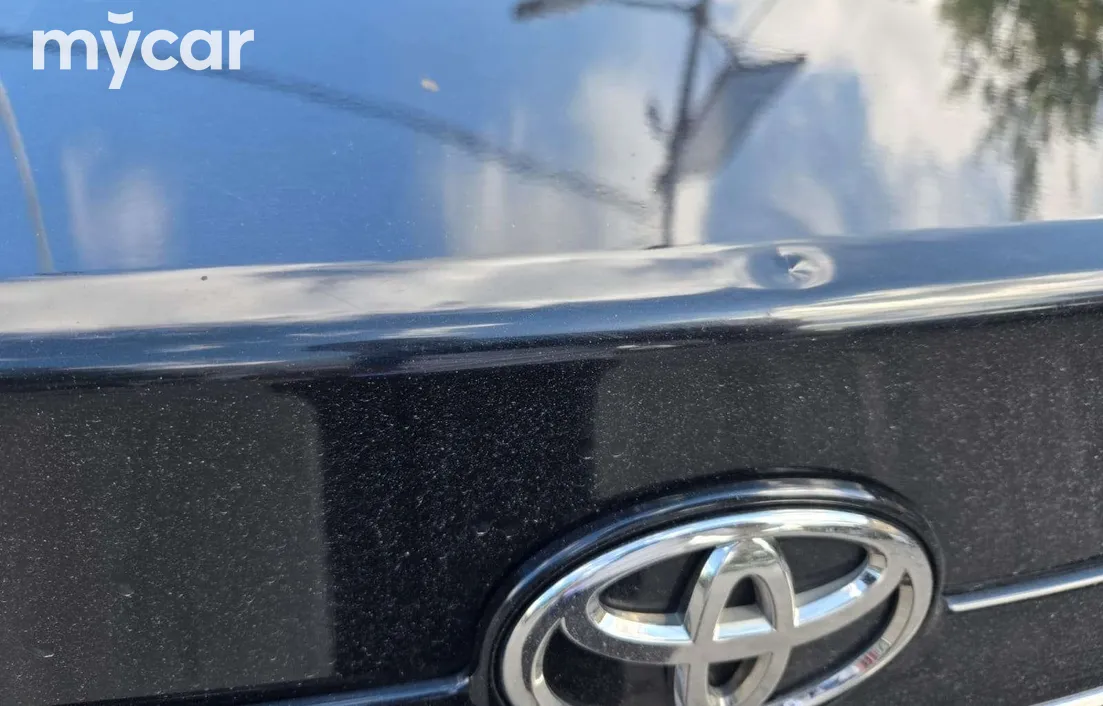 Toyota Camry 2015