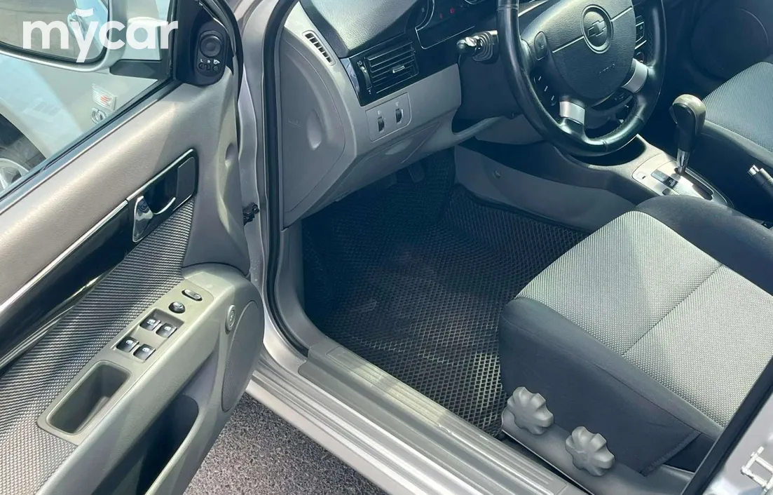 Chevrolet Lacetti 2023